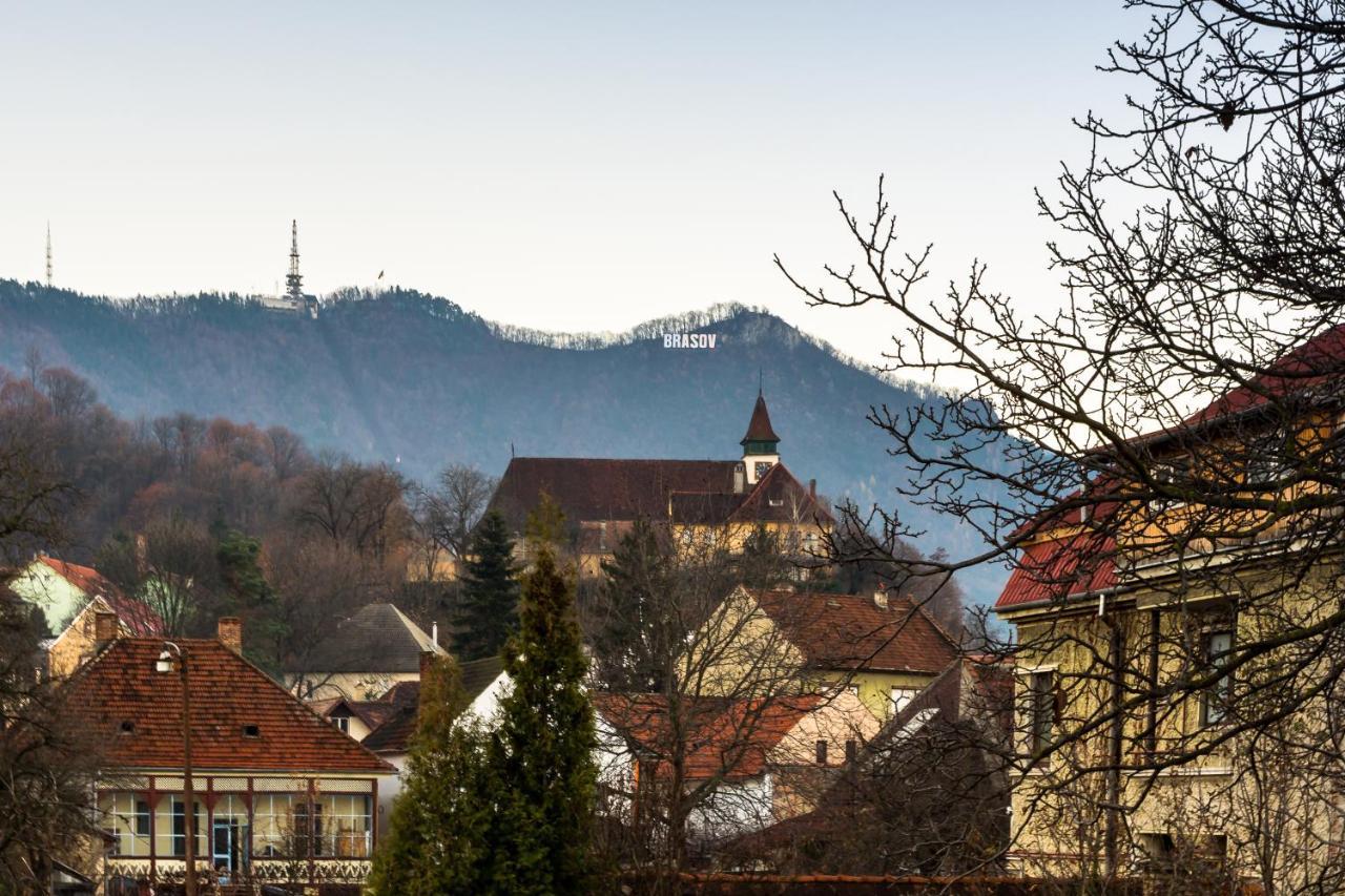 Cazare De Mijloc Braşov Exterior foto